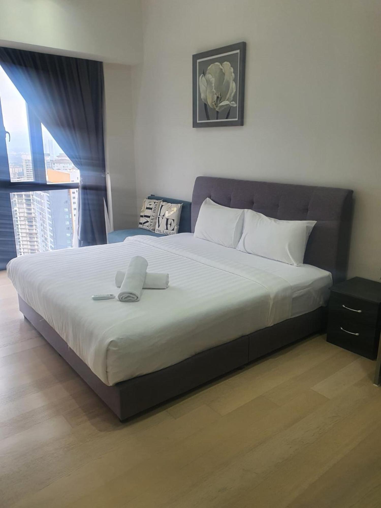 Klcc Beyond Hospitality Suites Star Куала-Лумпур Экстерьер фото